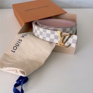 30mm Louis Vuitton sz80 belt authentic